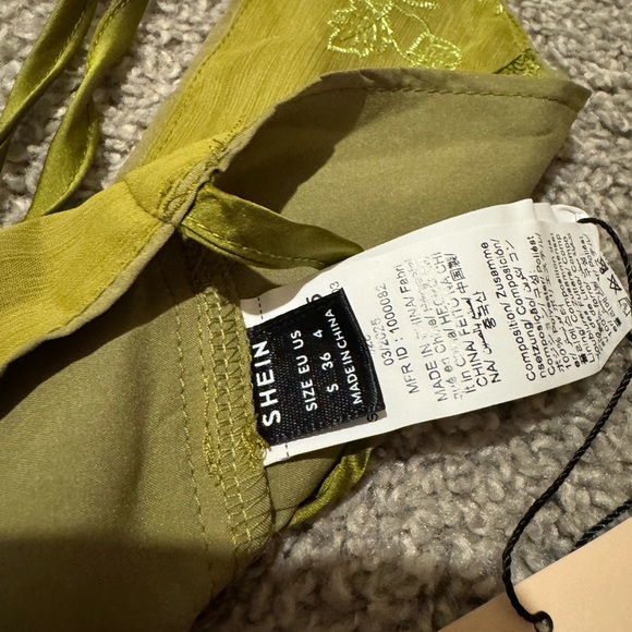 Sparkly Set - Picture 5 of 6